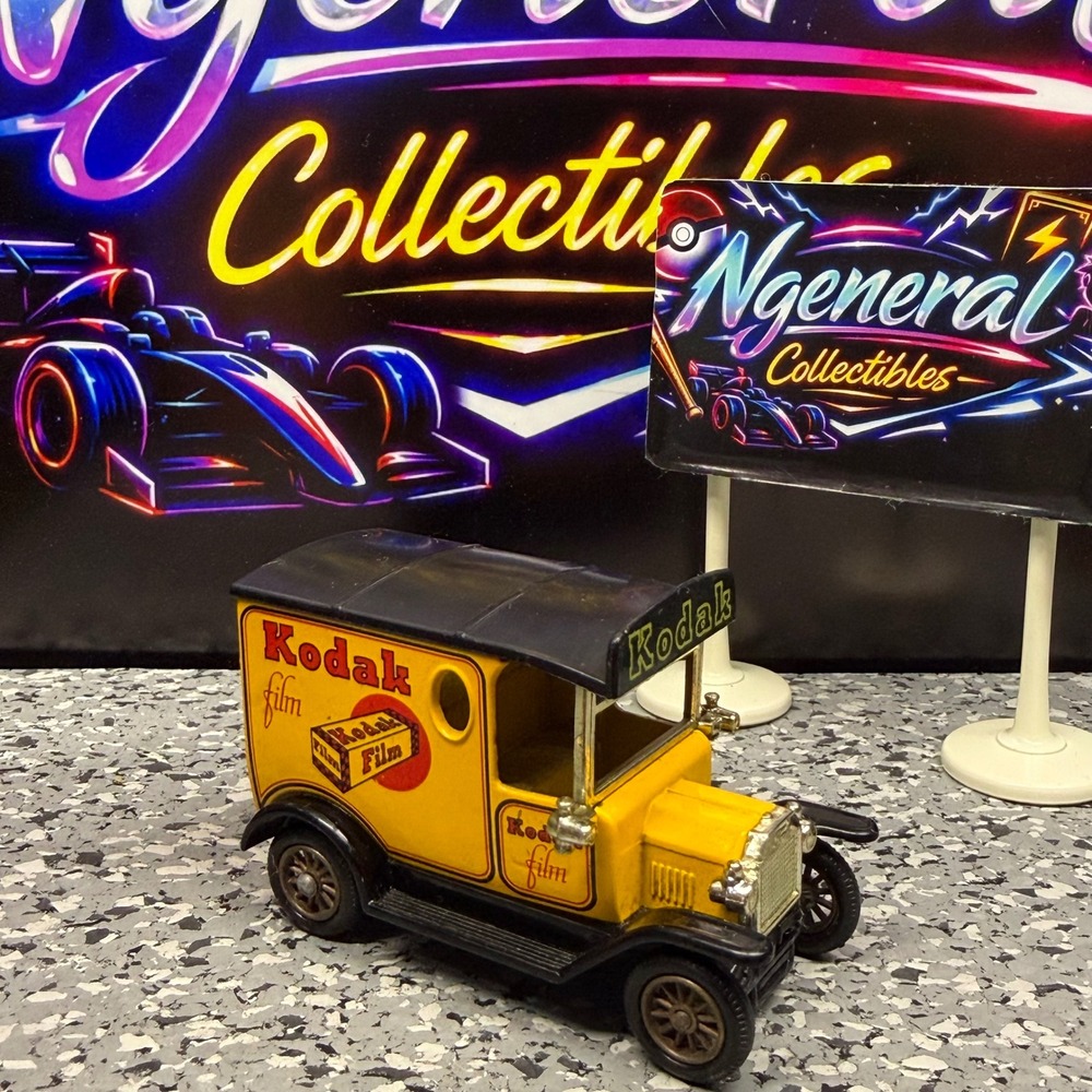 Lledo Days Gone 1920 Ford Model T Van Kodak Film Yellow Black DG 6-8 England